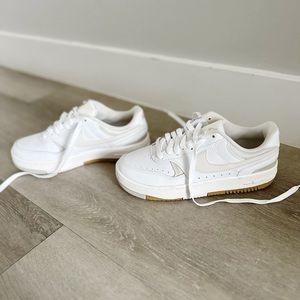 Size 7 women Nike gamma force